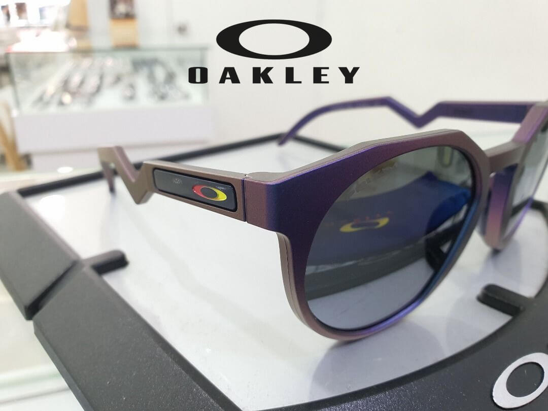 Clearance Oakley Sunglasses – An Eye-catching Fashion Choice